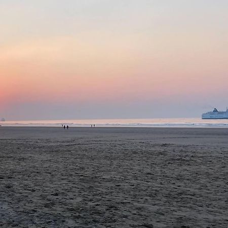 Magnifique Studio Calais Plage Exterior photo